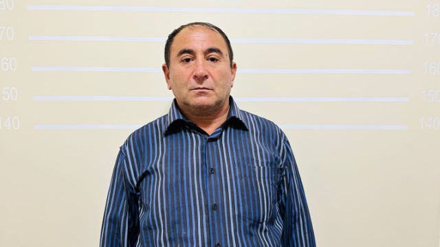 Şəhərdə "Makarov"la gəzən şəxs görün kimdir - Ölkə polisi hərəkətə keçdi(FOTO